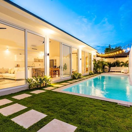 Casa Blanca Villa By Betterplace Uluwatu Екстериор снимка