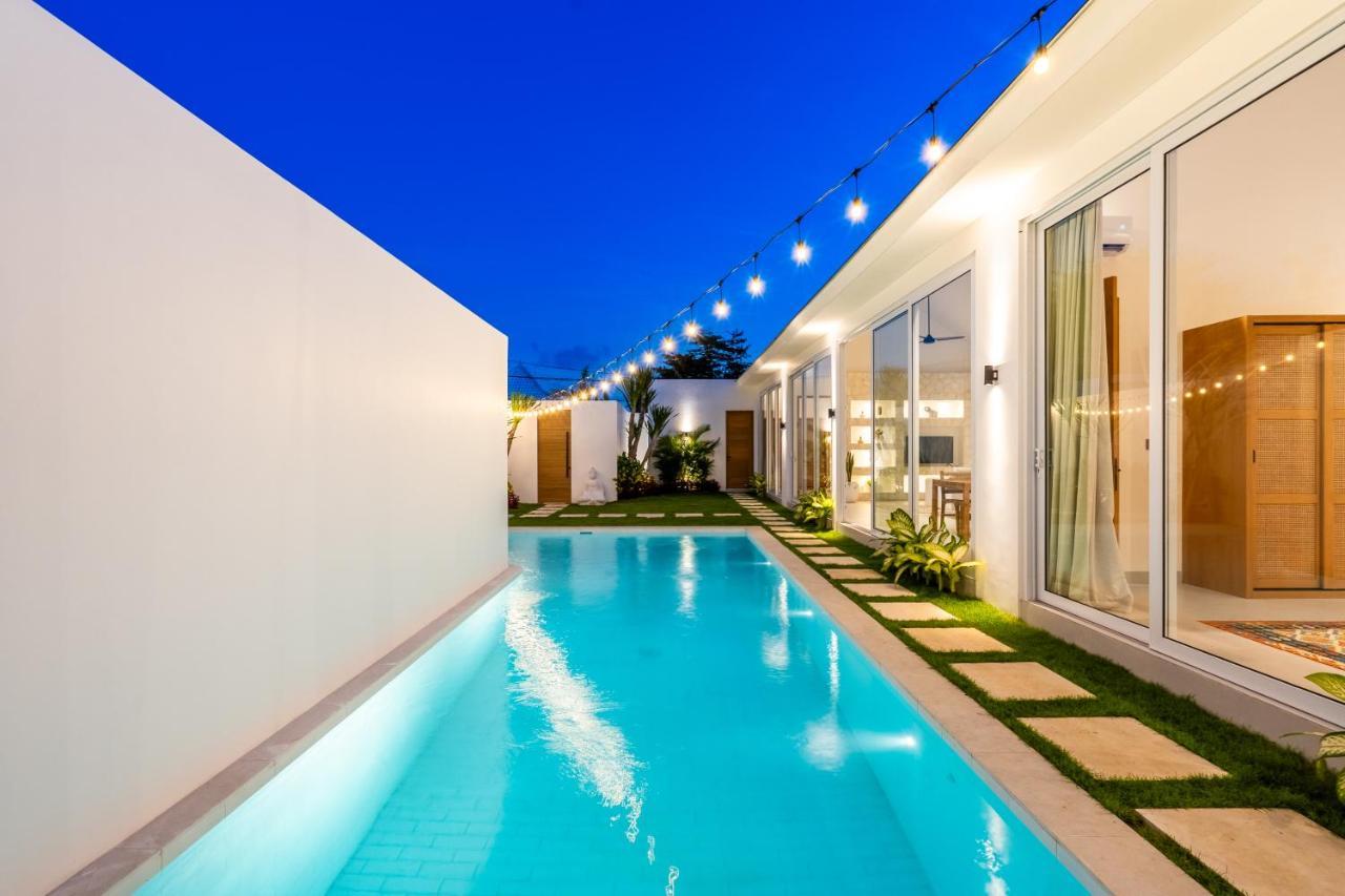 Casa Blanca Villa By Betterplace Uluwatu Екстериор снимка