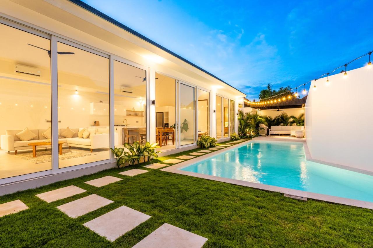 Casa Blanca Villa By Betterplace Uluwatu Екстериор снимка