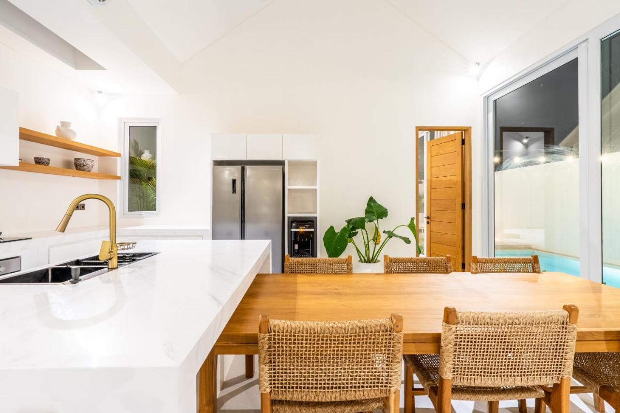 Casa Blanca Villa By Betterplace Uluwatu Екстериор снимка