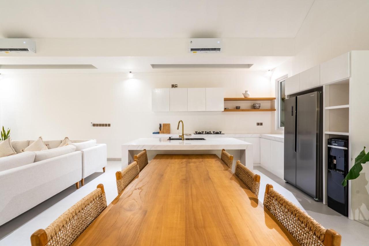 Casa Blanca Villa By Betterplace Uluwatu Екстериор снимка