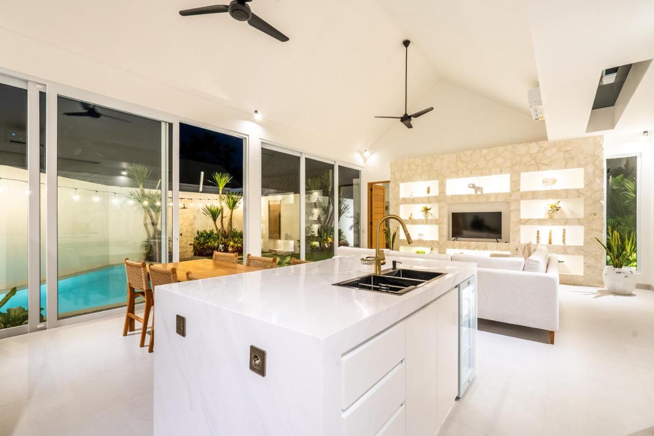 Casa Blanca Villa By Betterplace Uluwatu Екстериор снимка