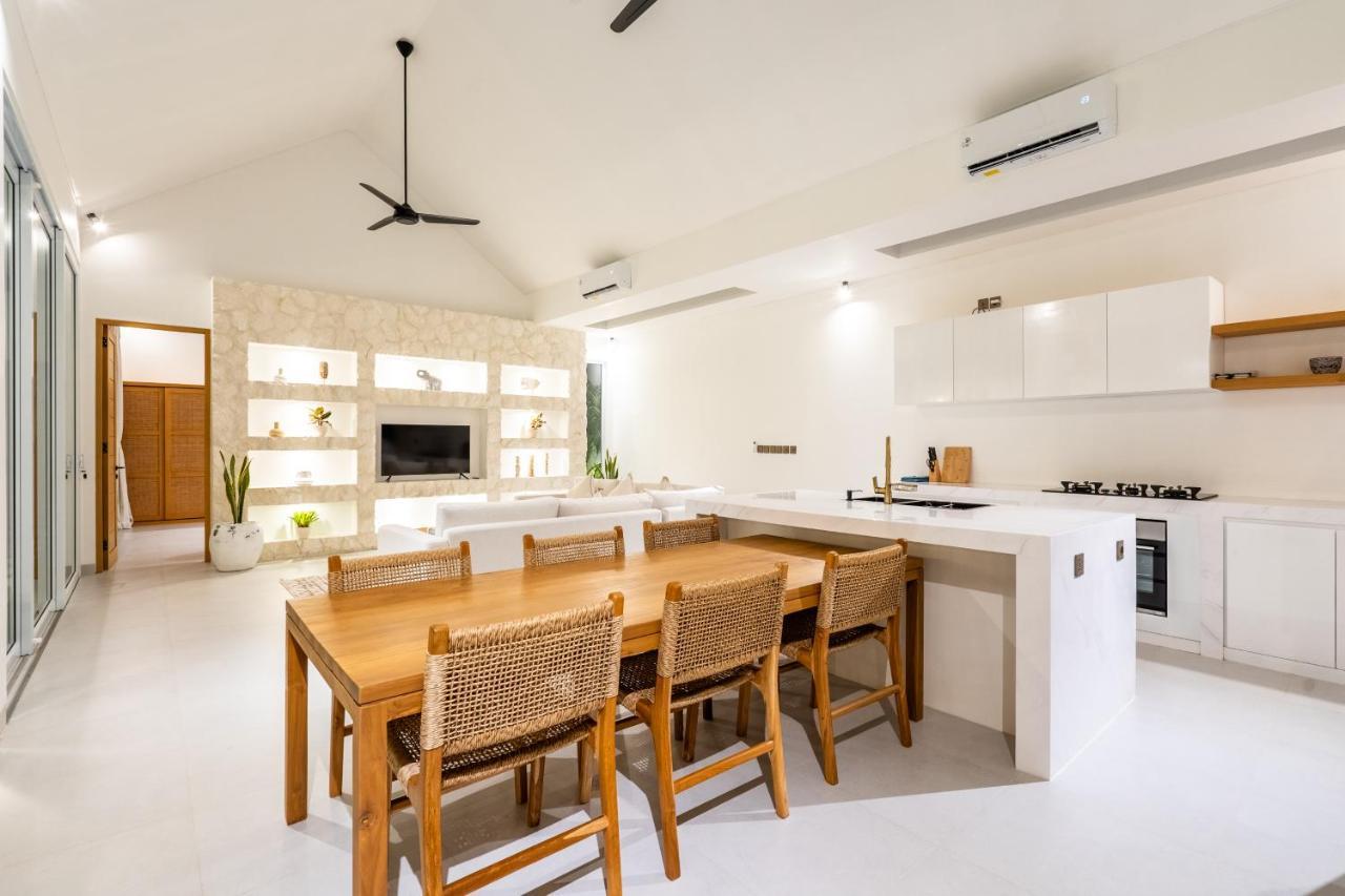 Casa Blanca Villa By Betterplace Uluwatu Екстериор снимка