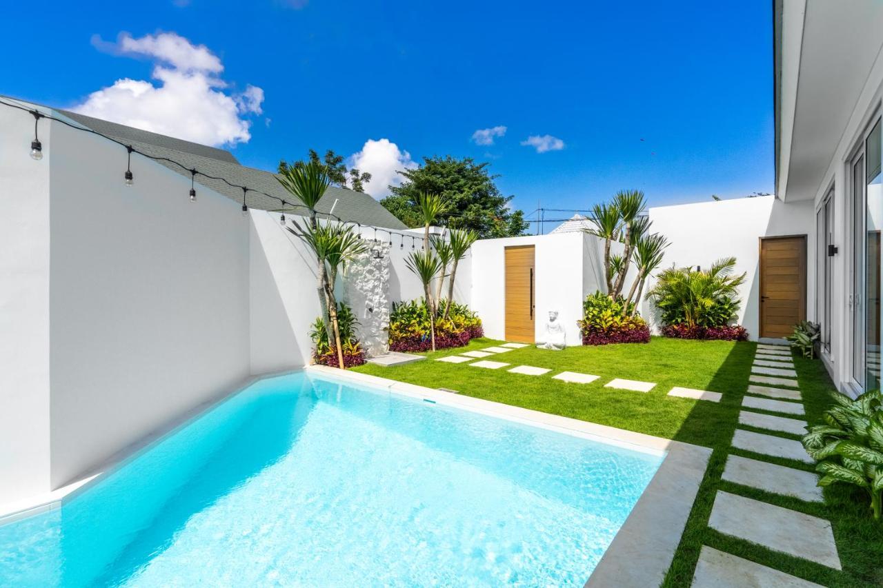 Casa Blanca Villa By Betterplace Uluwatu Екстериор снимка
